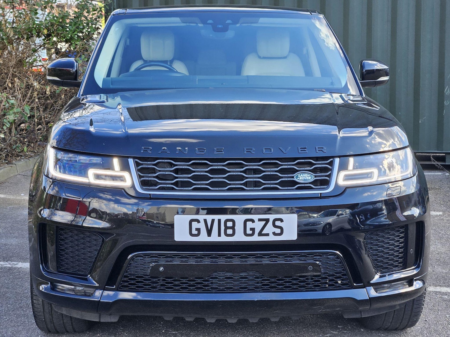Used Land Rover Range Rover Sport 2018 for sale - 76326963: Photo 2