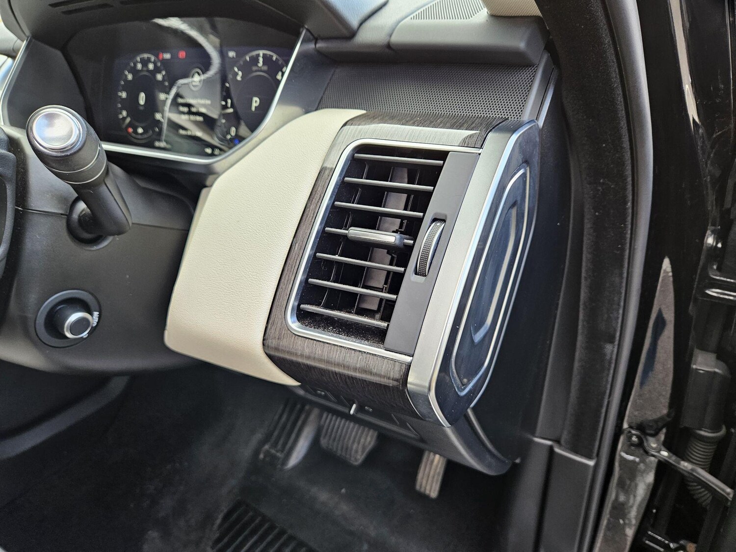 Used Land Rover Range Rover Sport 2018 for sale - 76326963: Photo 85