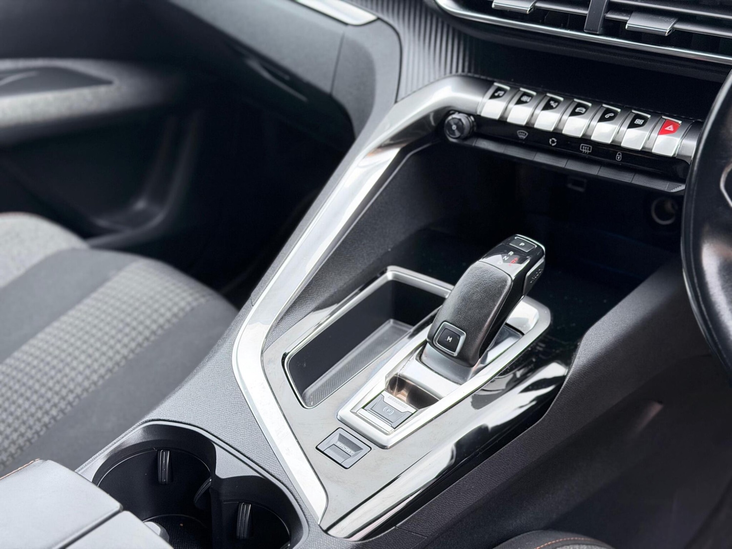 Used Peugeot 5008 2018 for sale - 77305367: Photo 17