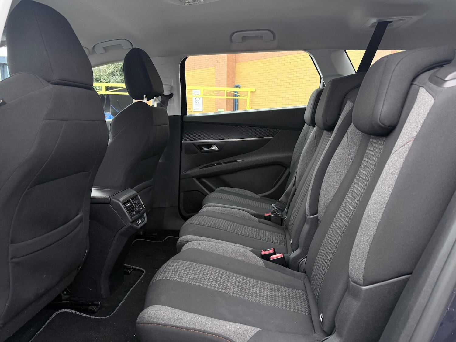 Used Peugeot 5008 2018 for sale - 77305367: Photo 22