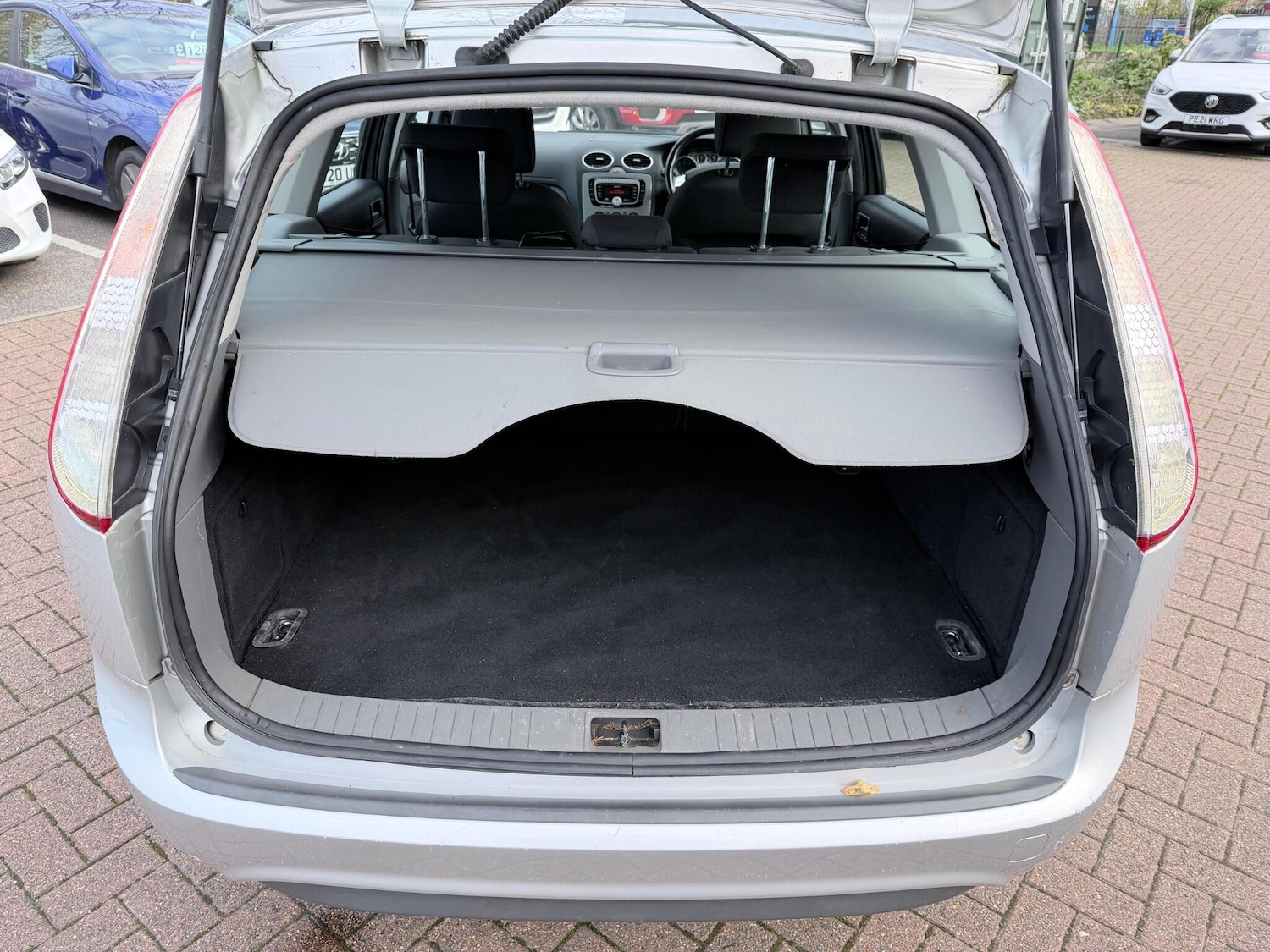 Used Ford Focus for sale - 76992329: Photo 42