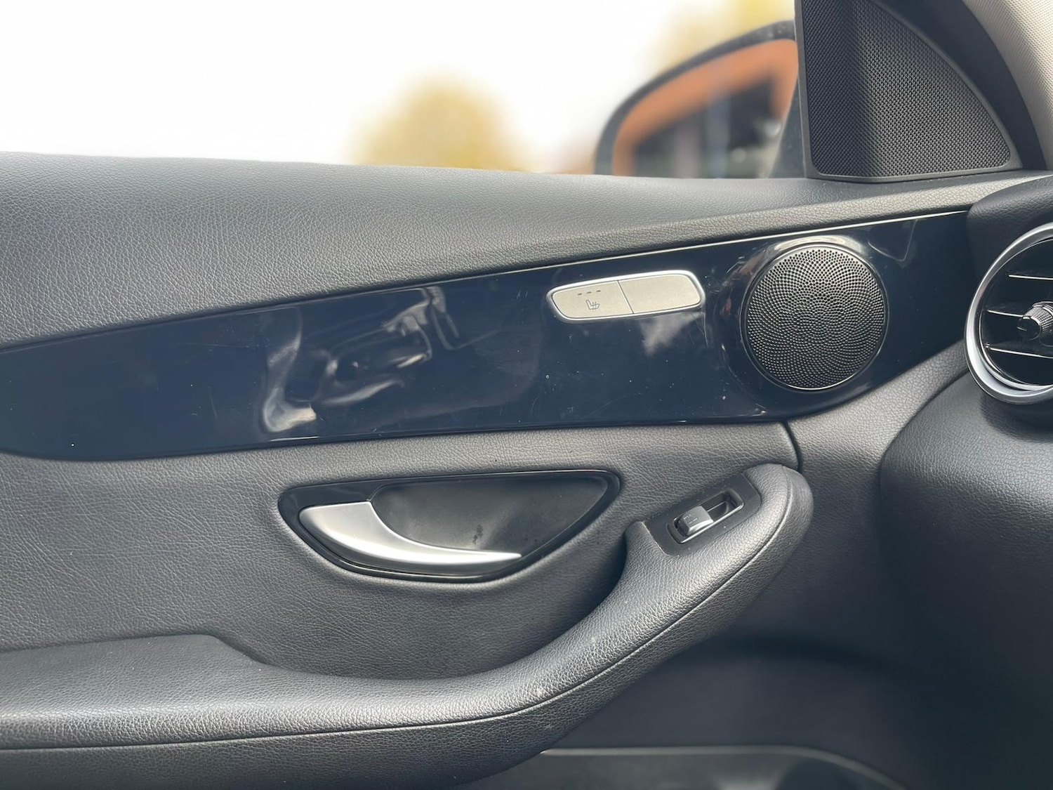 Used Mercedes-Benz C Class 2016 for sale - 76551890: Photo 35