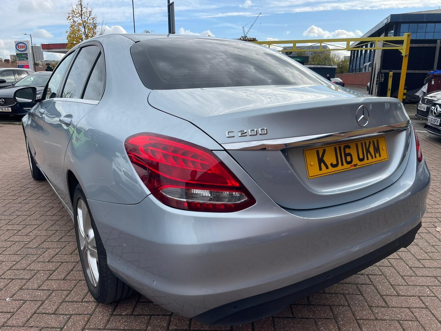 Used Mercedes-Benz C Class 2016 for sale - 76551890: Photo 4