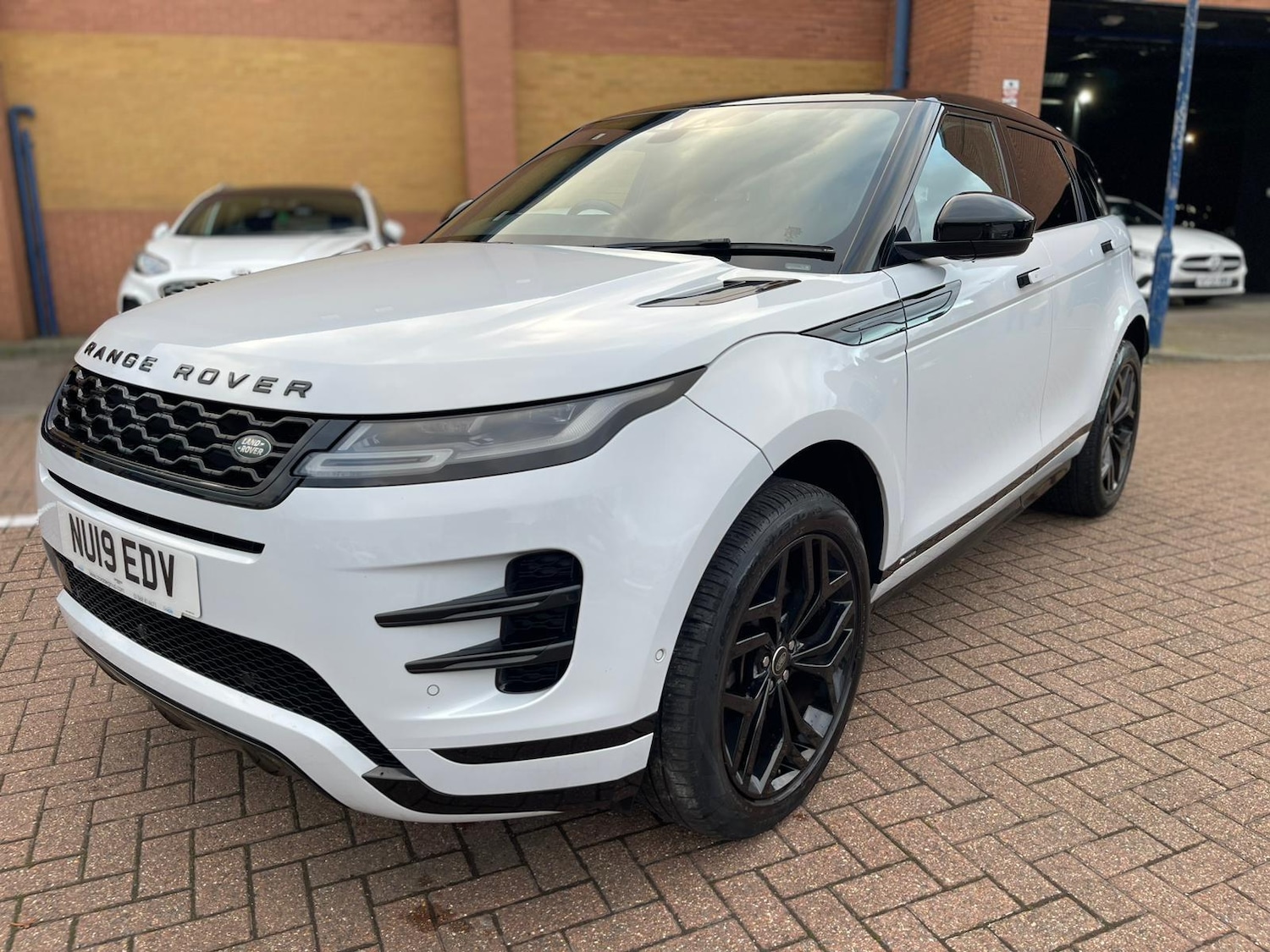 Used Land Rover Range Rover Evoque 2019 for sale - 76645490: Photo 15
