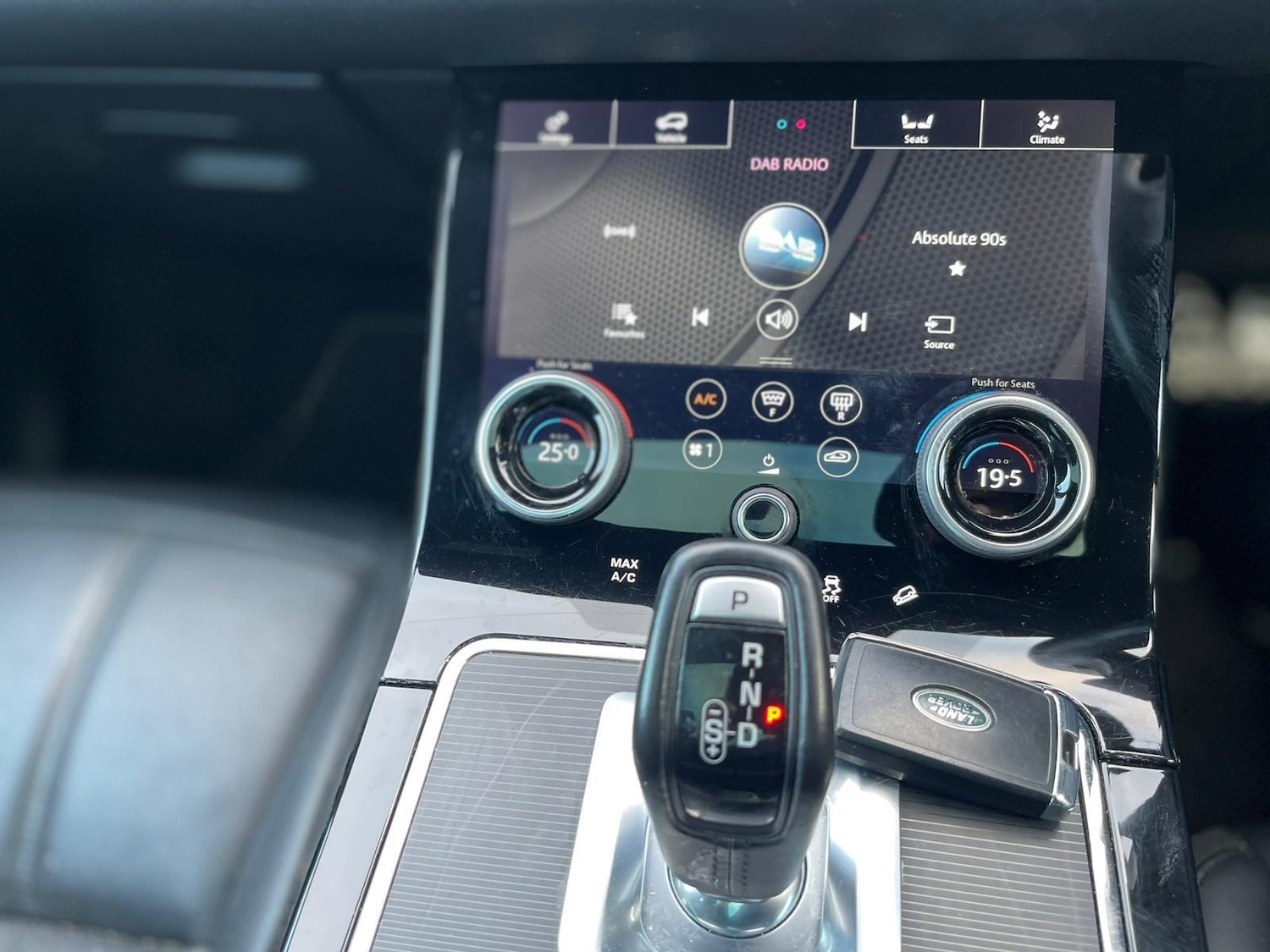 Used Land Rover Range Rover Evoque 2019 for sale - 76645490: Photo 17