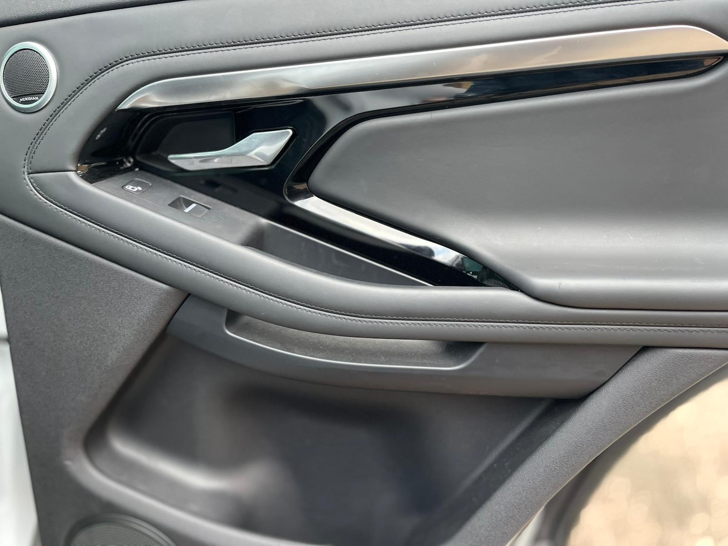 Used Land Rover Range Rover Evoque 2019 for sale - 76645490: Photo 31