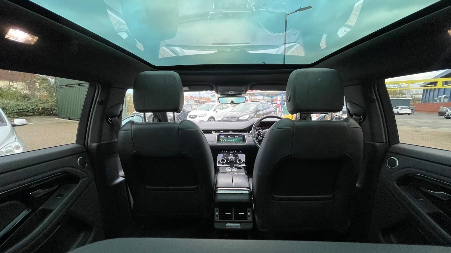 Used Land Rover Range Rover Evoque 2019 for sale - 76645490: Photo 33