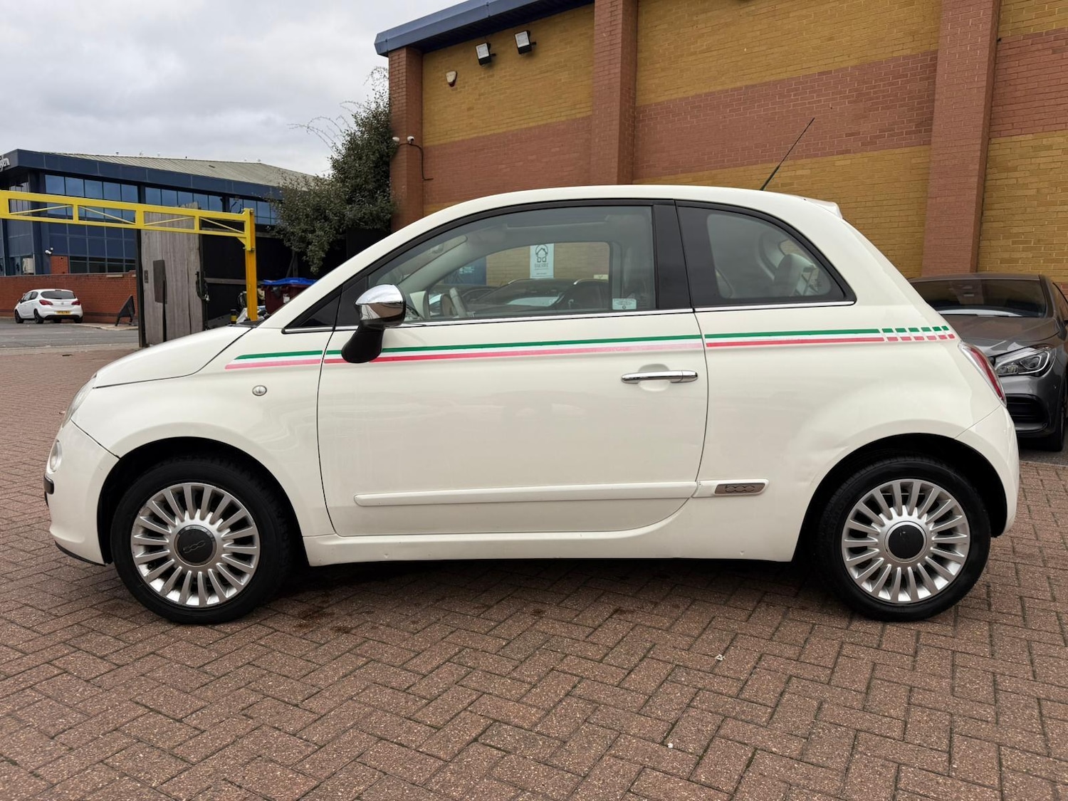 Used Fiat 500 2009 for sale - 76327188: Photo 9