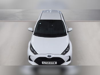 Used Toyota Yaris 2021 for sale - 78516721: Photo