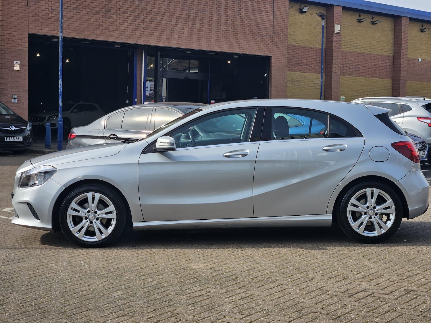 Used Mercedes-Benz A-Class 2017 for sale - 77978442: Photo 11