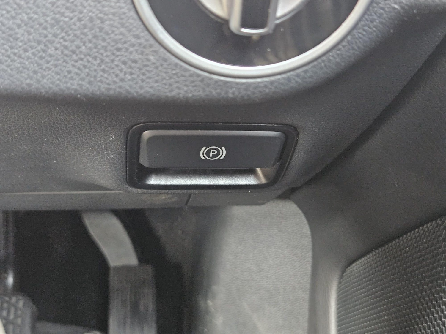 Used Mercedes-Benz A-Class 2017 for sale - 77978442: Photo 24