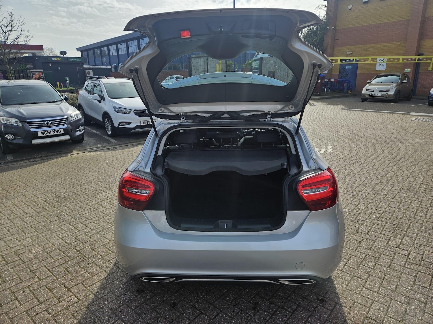 Used Mercedes-Benz A-Class 2017 for sale - 77978442: Photo 51