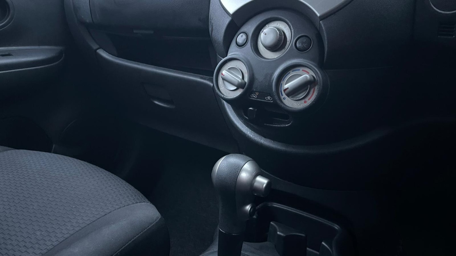 Used Nissan Micra 2012 for sale - 76592432: Photo 17