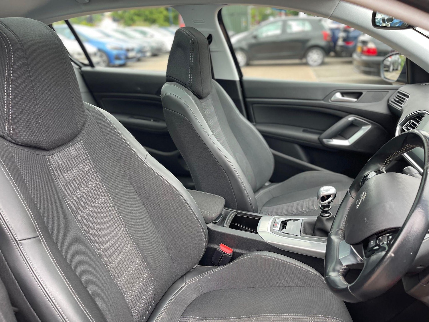 Used Peugeot 308 2019 for sale - 76995162: Photo 17