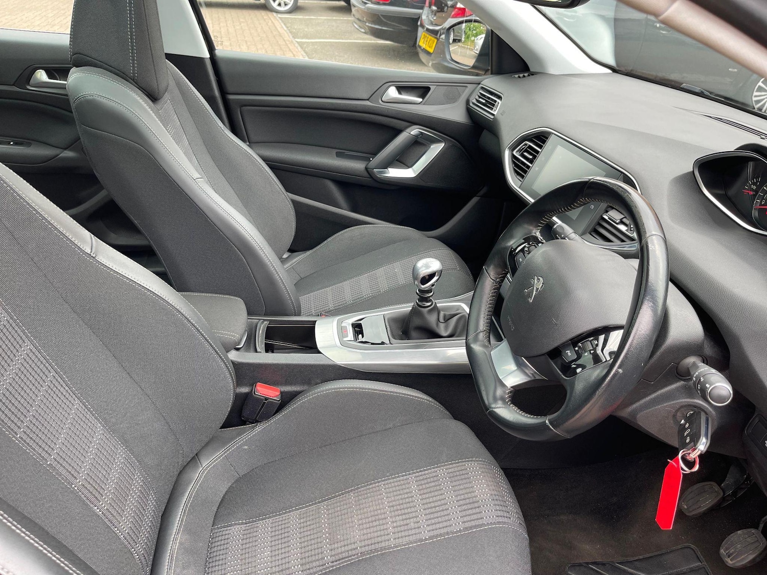 Used Peugeot 308 2019 for sale - 76995162: Photo 19