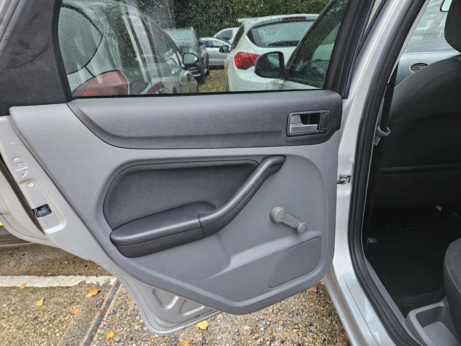 Used Ford Focus 2011 for sale - 76551915: Photo 19