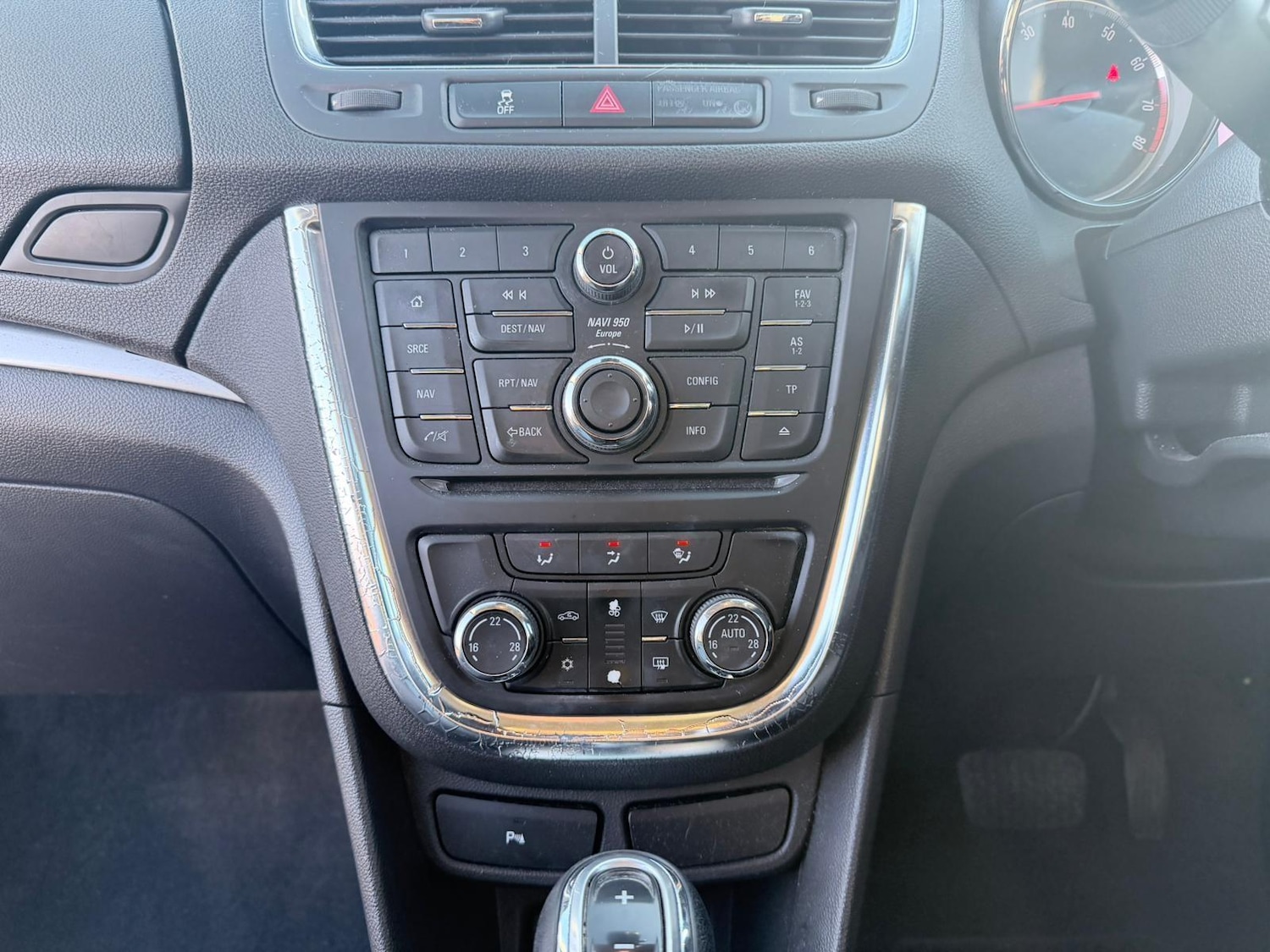 Used Vauxhall Mokka 2015 for sale - 77015397: Photo 35