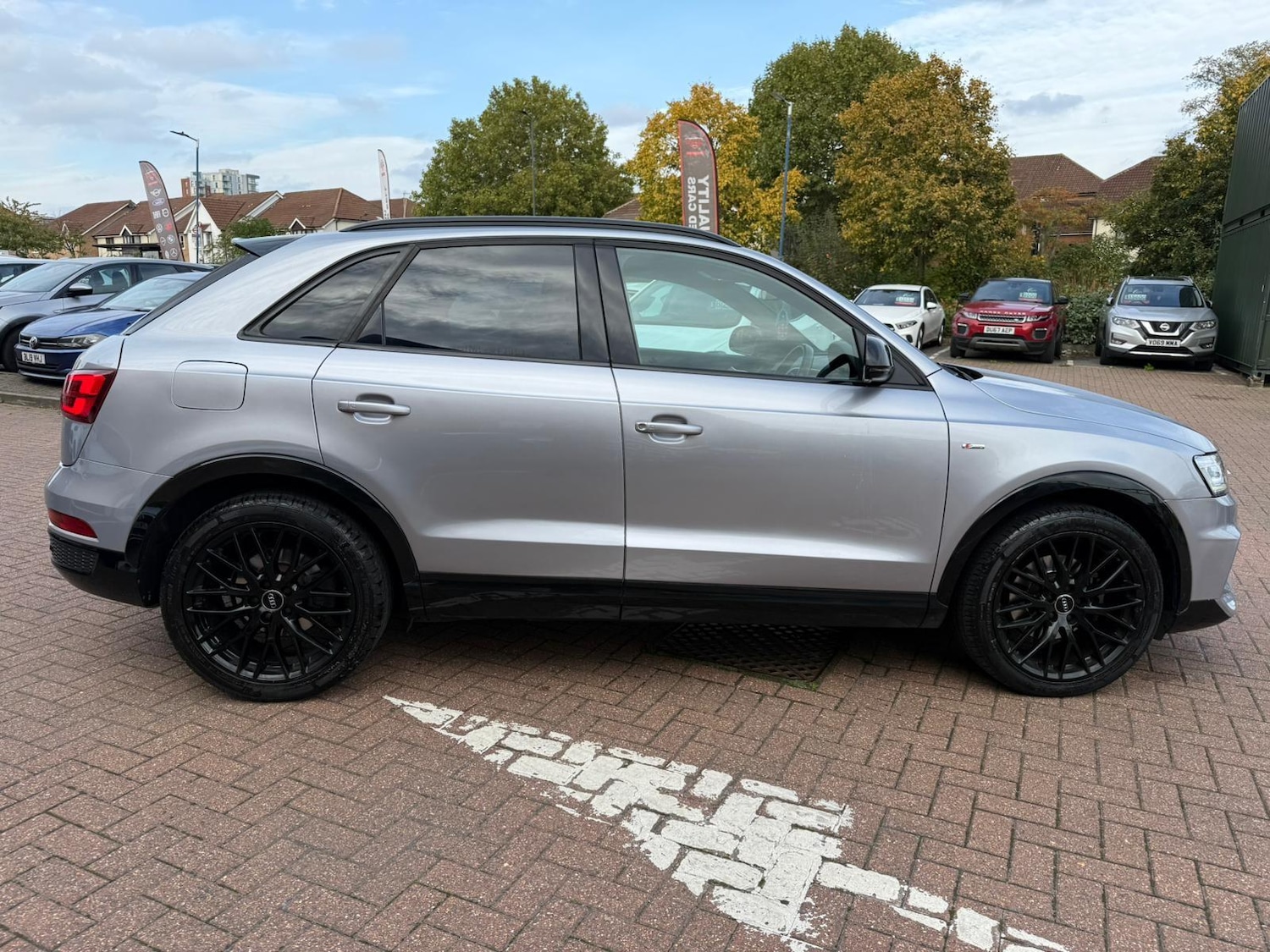 Used Audi Q3 2017 for sale - 76551935: Photo 12