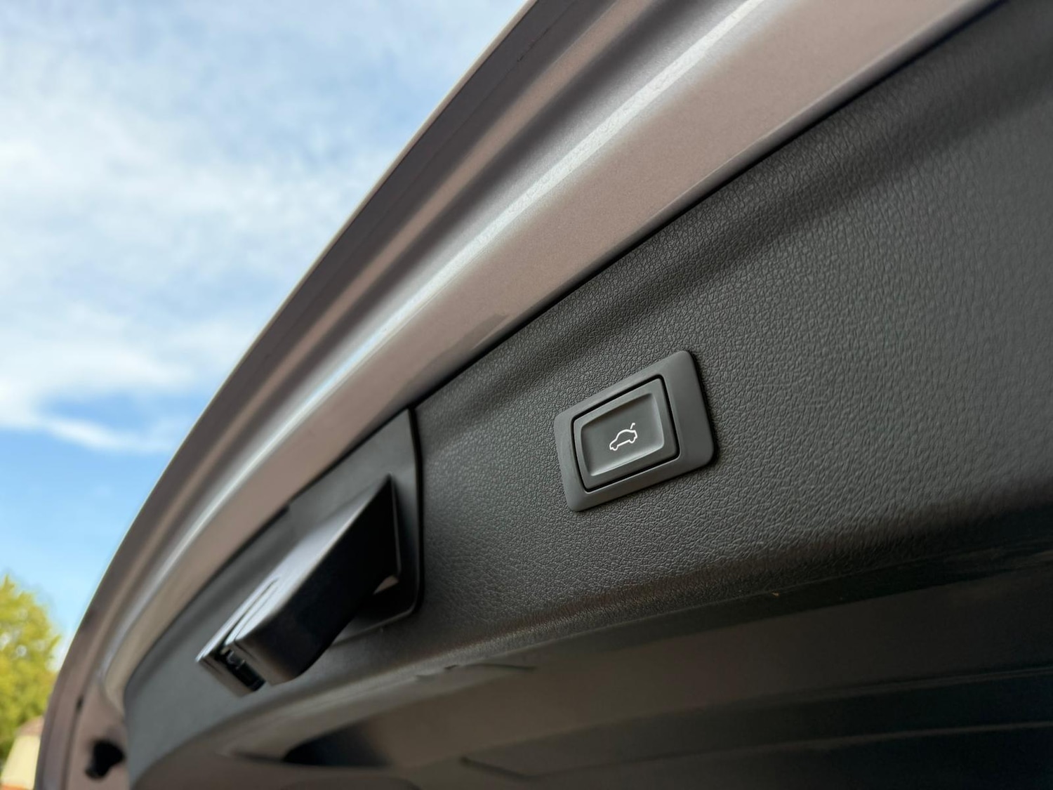 Used Audi Q3 2017 for sale - 76551935: Photo 21