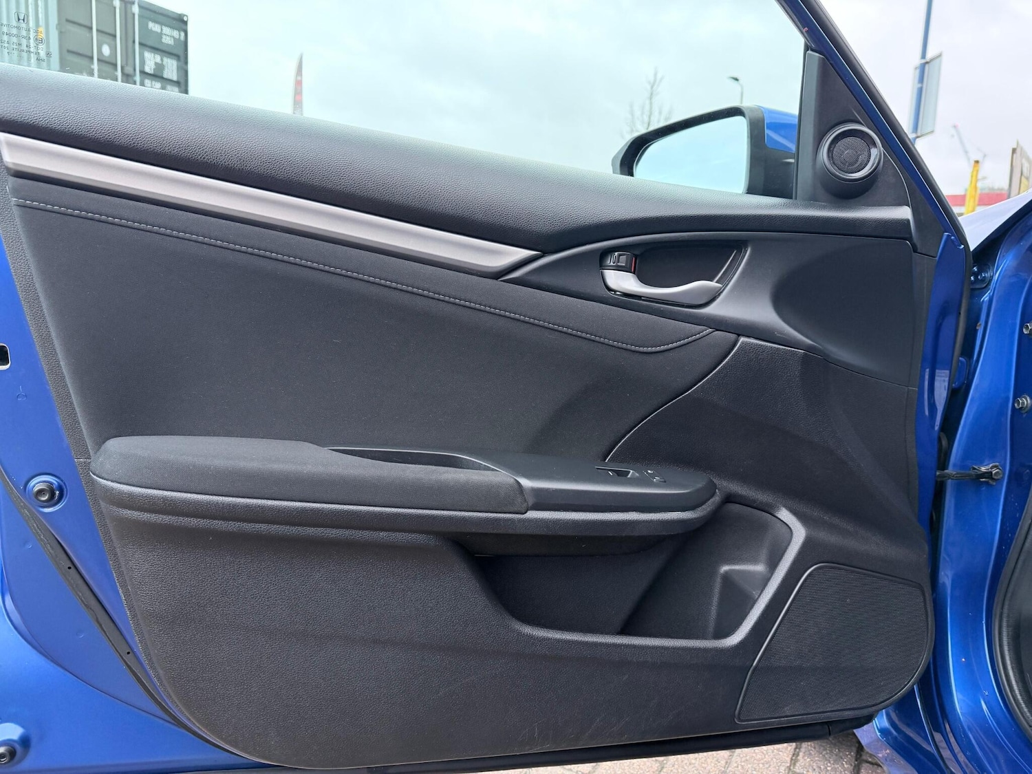 Used Honda Civic 2017 for sale - 77344719: Photo 29