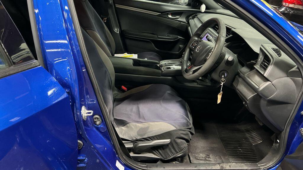 Used Honda Civic 2017 for sale - 77344719: Photo 4