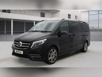 Used Mercedes-Benz V-Class 2018 for sale - 77344775: Photo