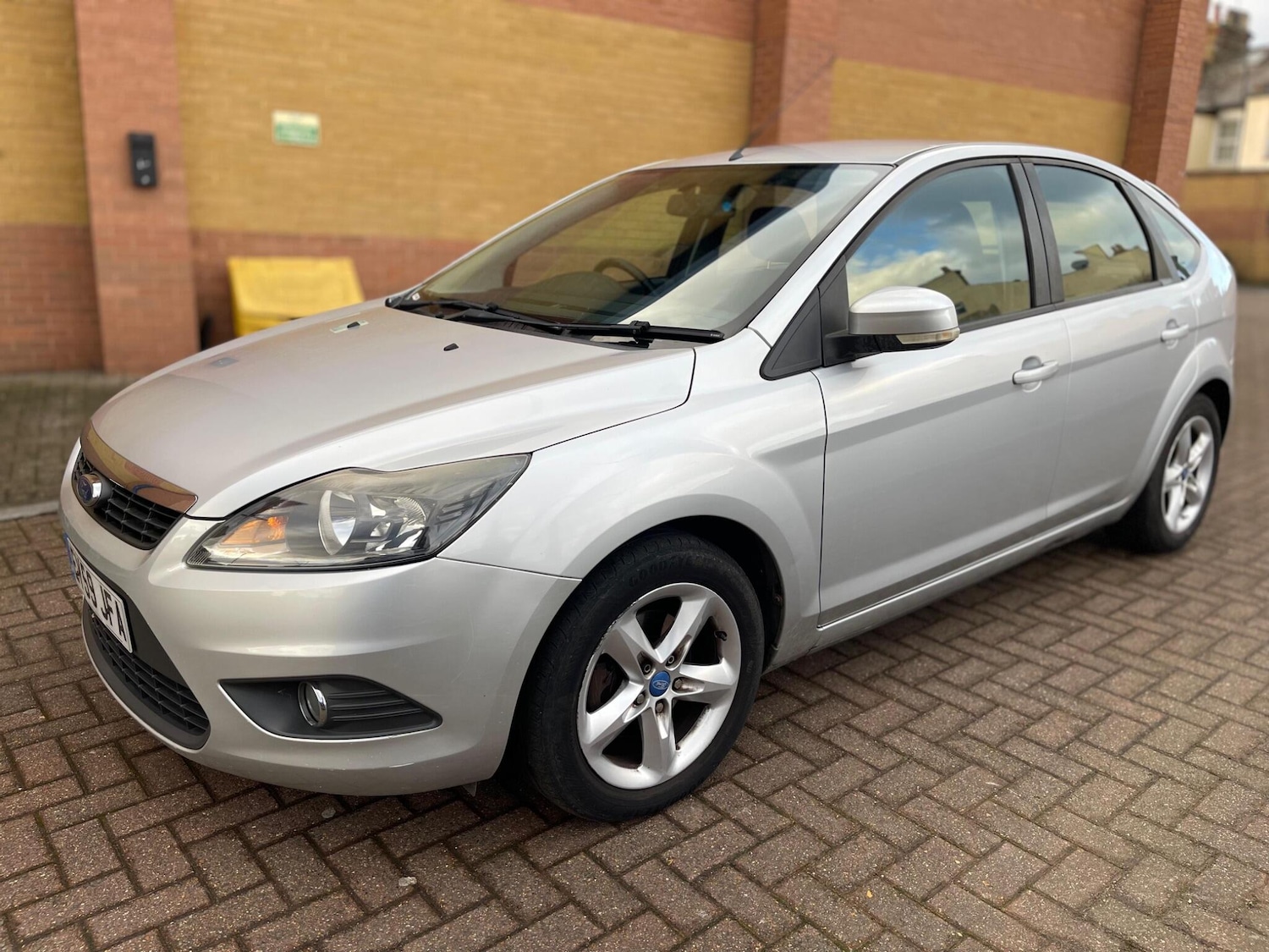 Used Ford Focus 2009 for sale - 77131810: Photo 10