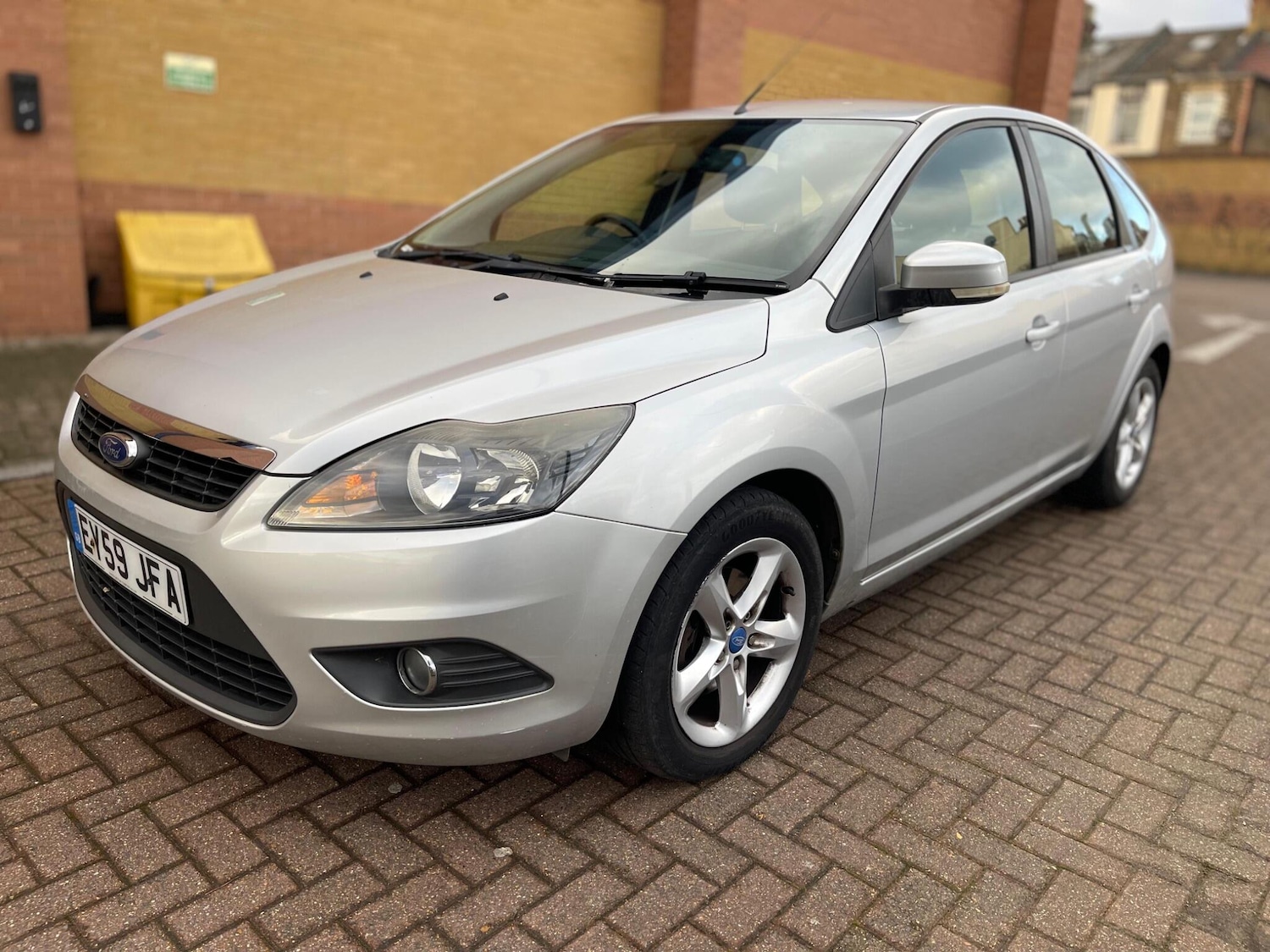 Used Ford Focus 2009 for sale - 77131810: Photo 4