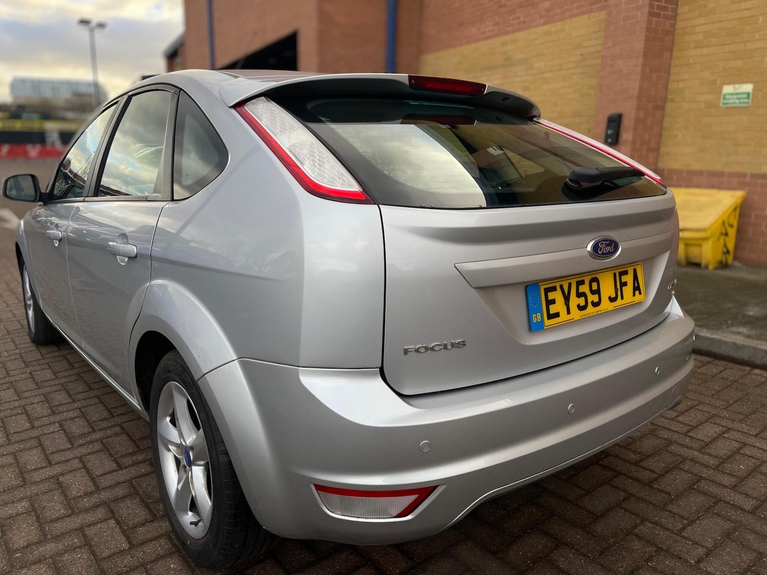 Used Ford Focus 2009 for sale - 77131810: Photo 5