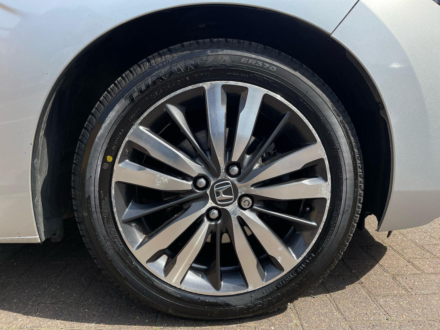 Used Honda Jazz 2016 for sale - 76994467: Photo 32