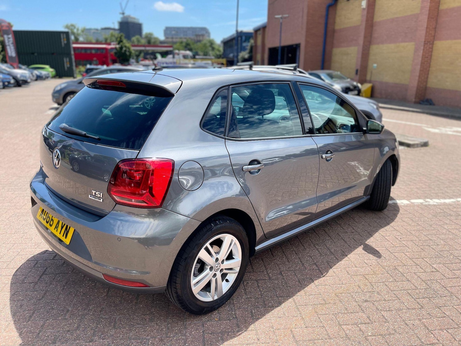 Used Volkswagen Polo 2016 for sale - 76327246: Photo 12