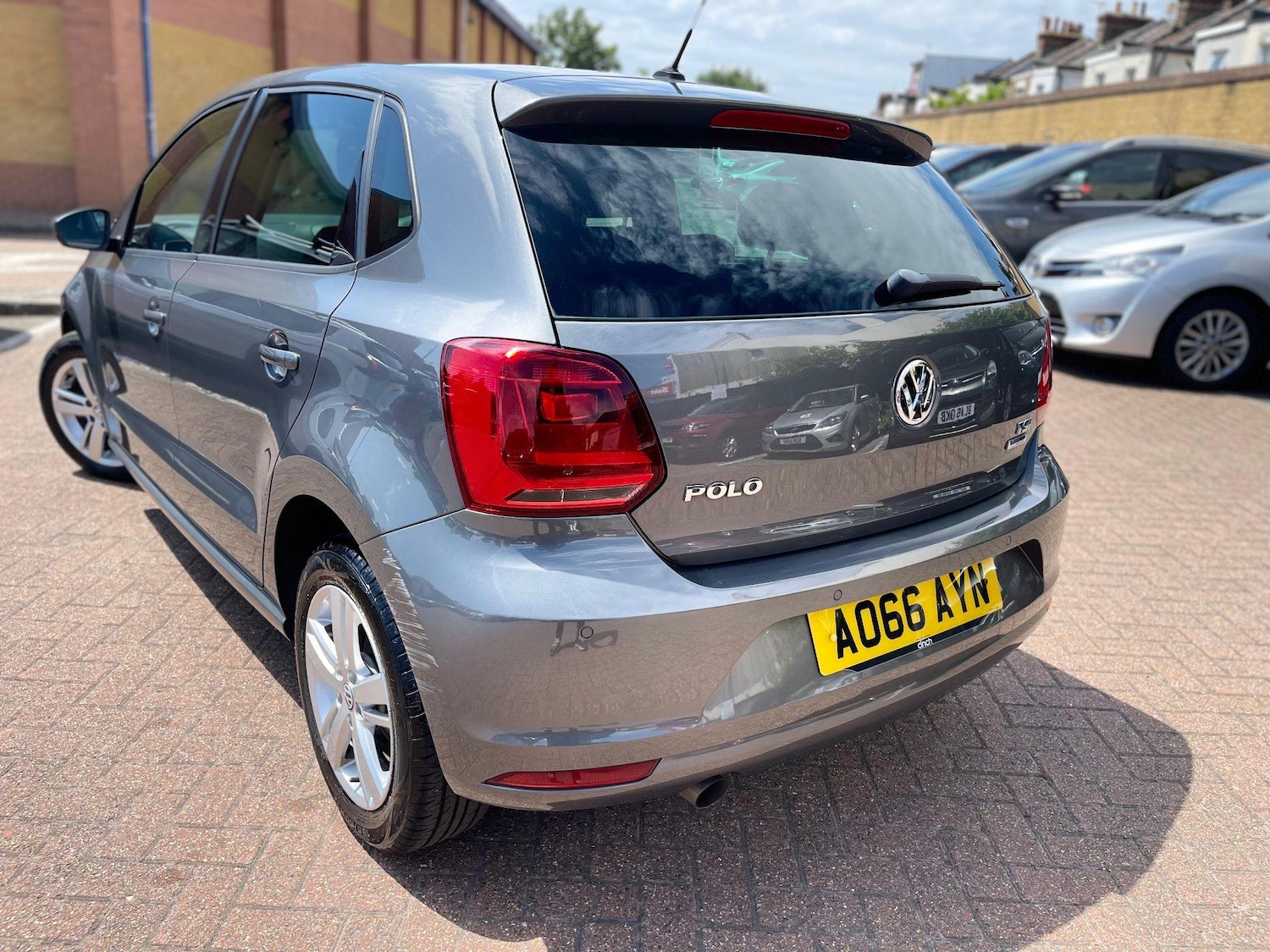 Used Volkswagen Polo 2016 for sale - 76327246: Photo 40