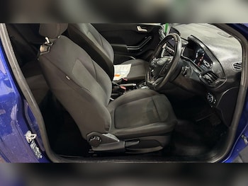 Used Ford Fiesta 2018 for sale - 77386313: Photo