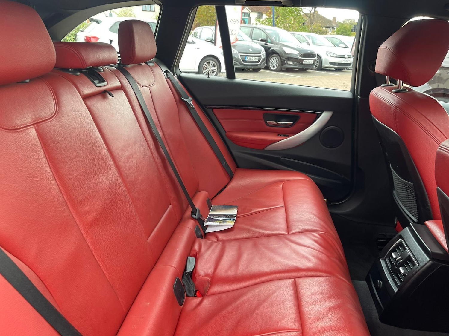 Used BMW 3 Series 2015 for sale - 76551893: Photo 20