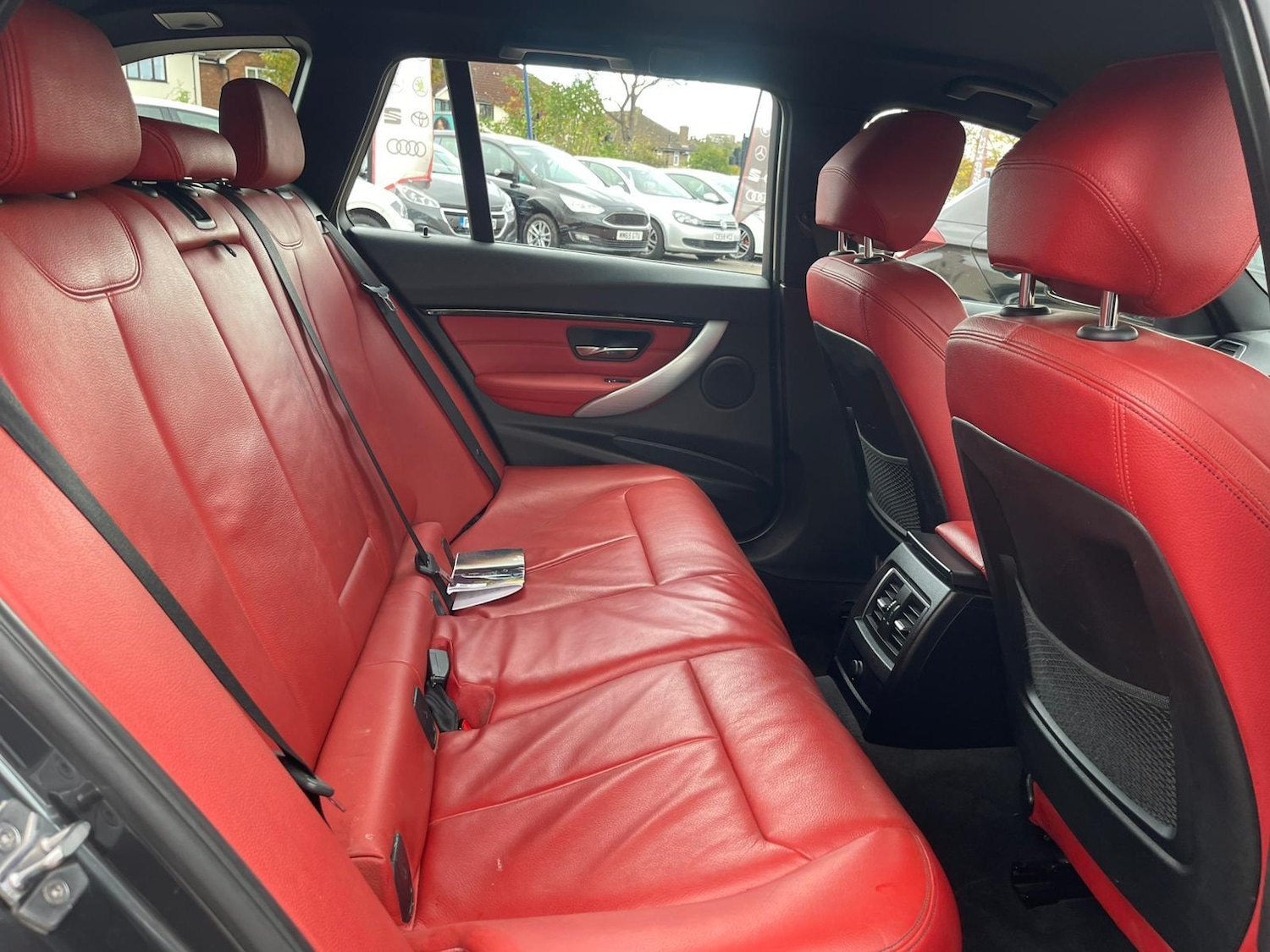 Used BMW 3 Series 2015 for sale - 76551893: Photo 21