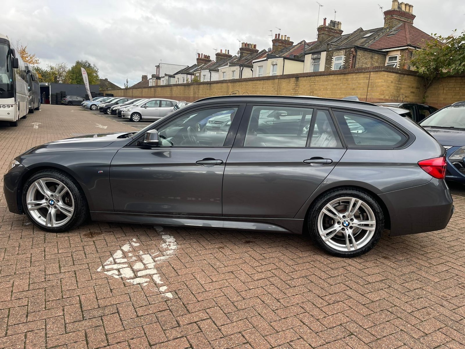 Used BMW 3 Series 2015 for sale - 76551893: Photo 9