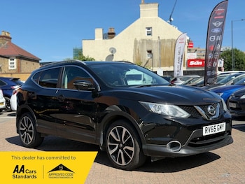 Used Nissan Qashqai 2015 for sale - 76325945: Photo