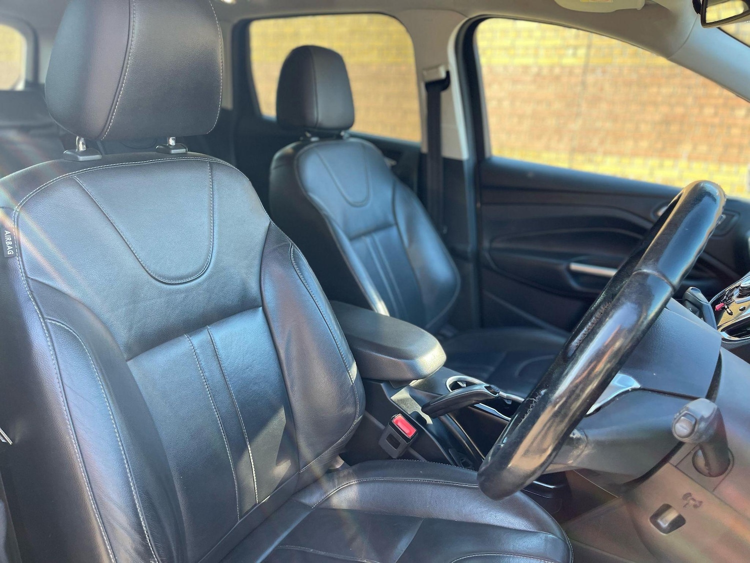 Used Ford Kuga 2015 for sale - 76991383: Photo 15