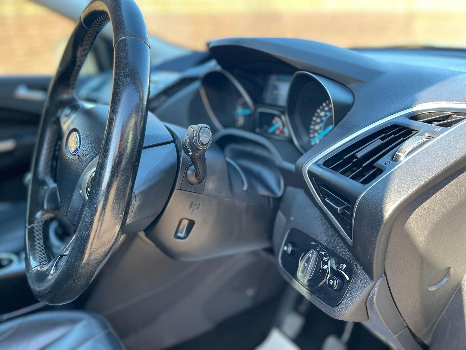 Used Ford Kuga 2015 for sale - 76991383: Photo 17