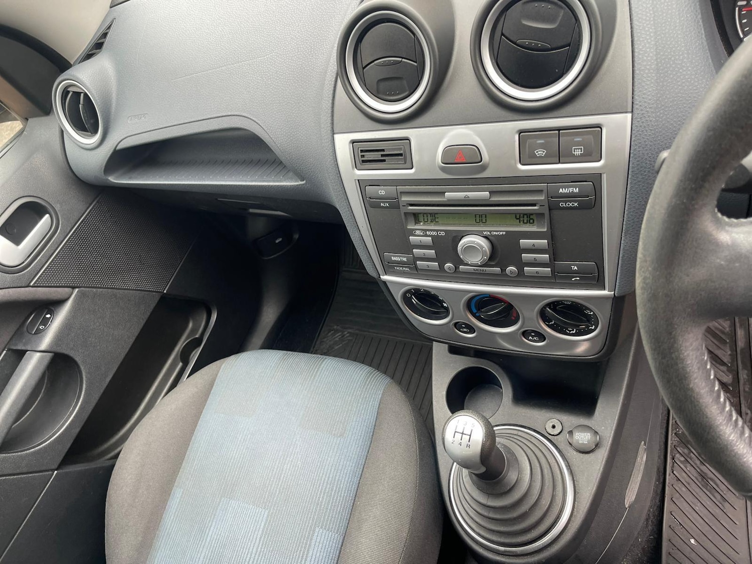 Used Ford Fiesta 2007 for sale - 76551860: Photo 17