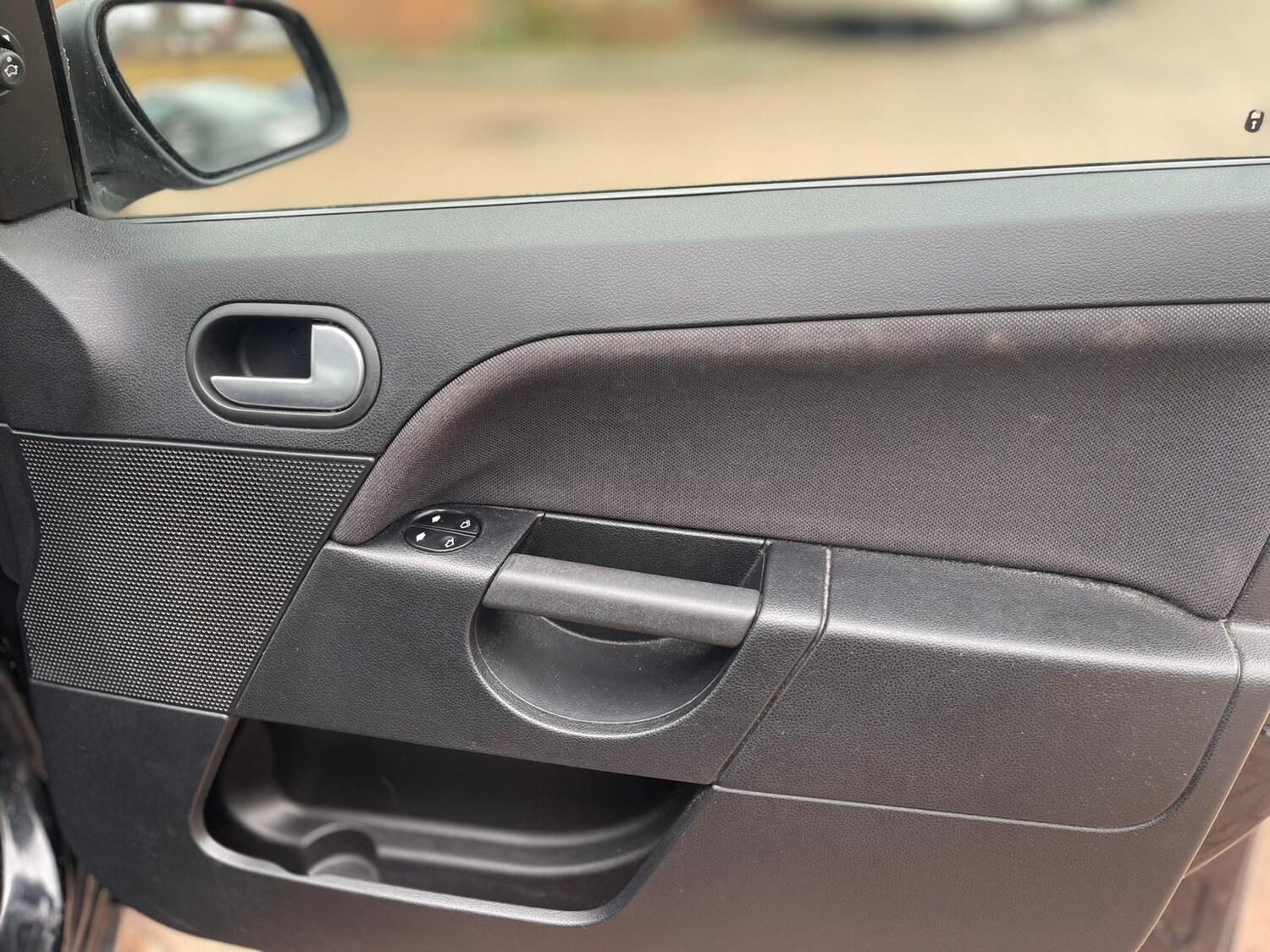 Used Ford Fiesta 2007 for sale - 76551860: Photo 32