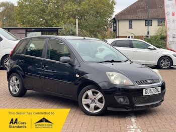 2007 (57) - 1.4 Zetec Climate 5dr