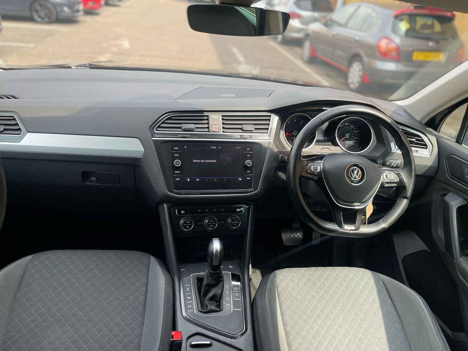 Used Volkswagen Tiguan 2019 for sale - 76327075: Photo 11