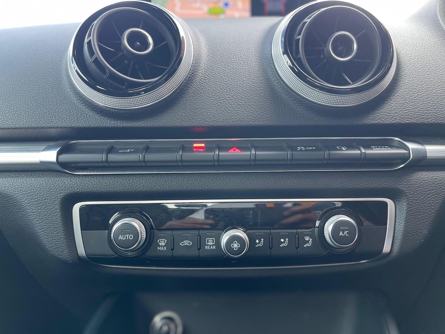 Used Audi A3 2016 for sale - 76551874: Photo 41