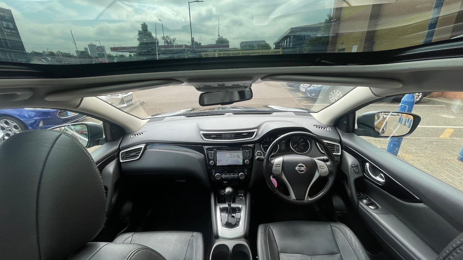 Used Nissan Qashqai 2017 for sale - 76994480: Photo 18