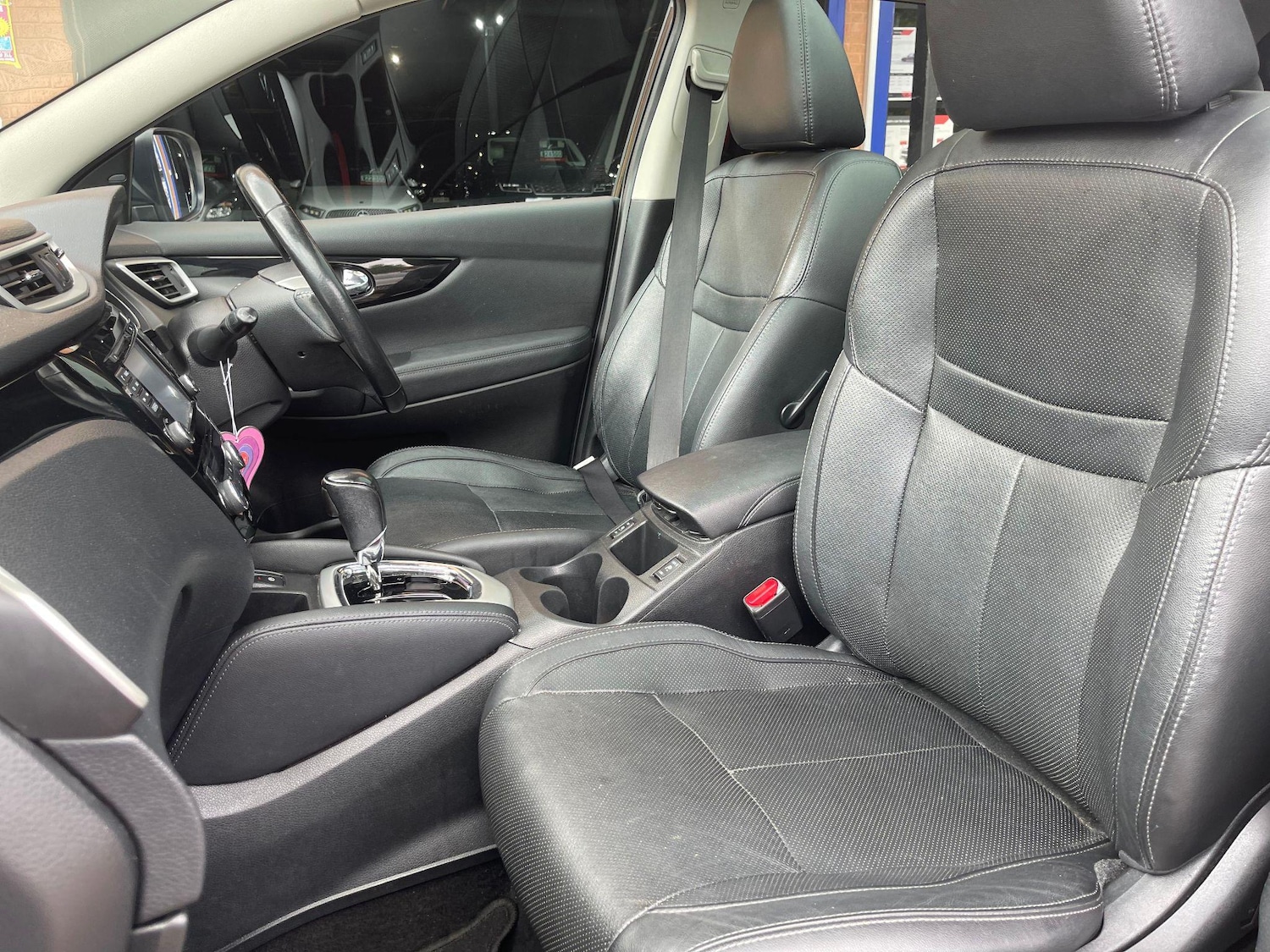 Used Nissan Qashqai 2017 for sale - 76994480: Photo 41