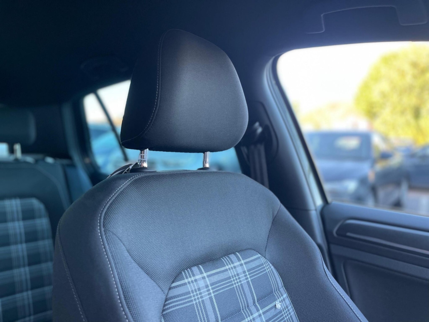 Used Volkswagen Golf 2018 for sale - 77524017: Photo 30