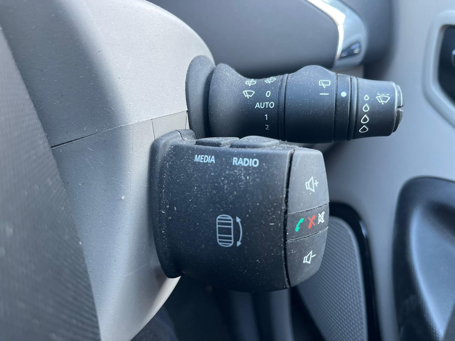 Used Renault Zoe for sale - 76952234: Photo 24