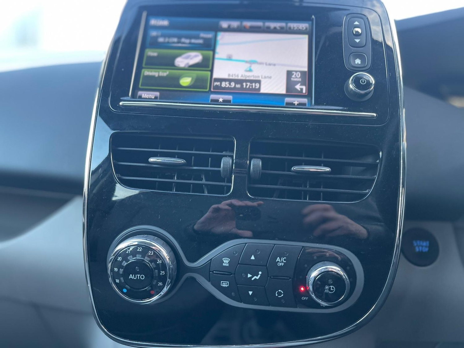 Used Renault Zoe for sale - 76952234: Photo 32