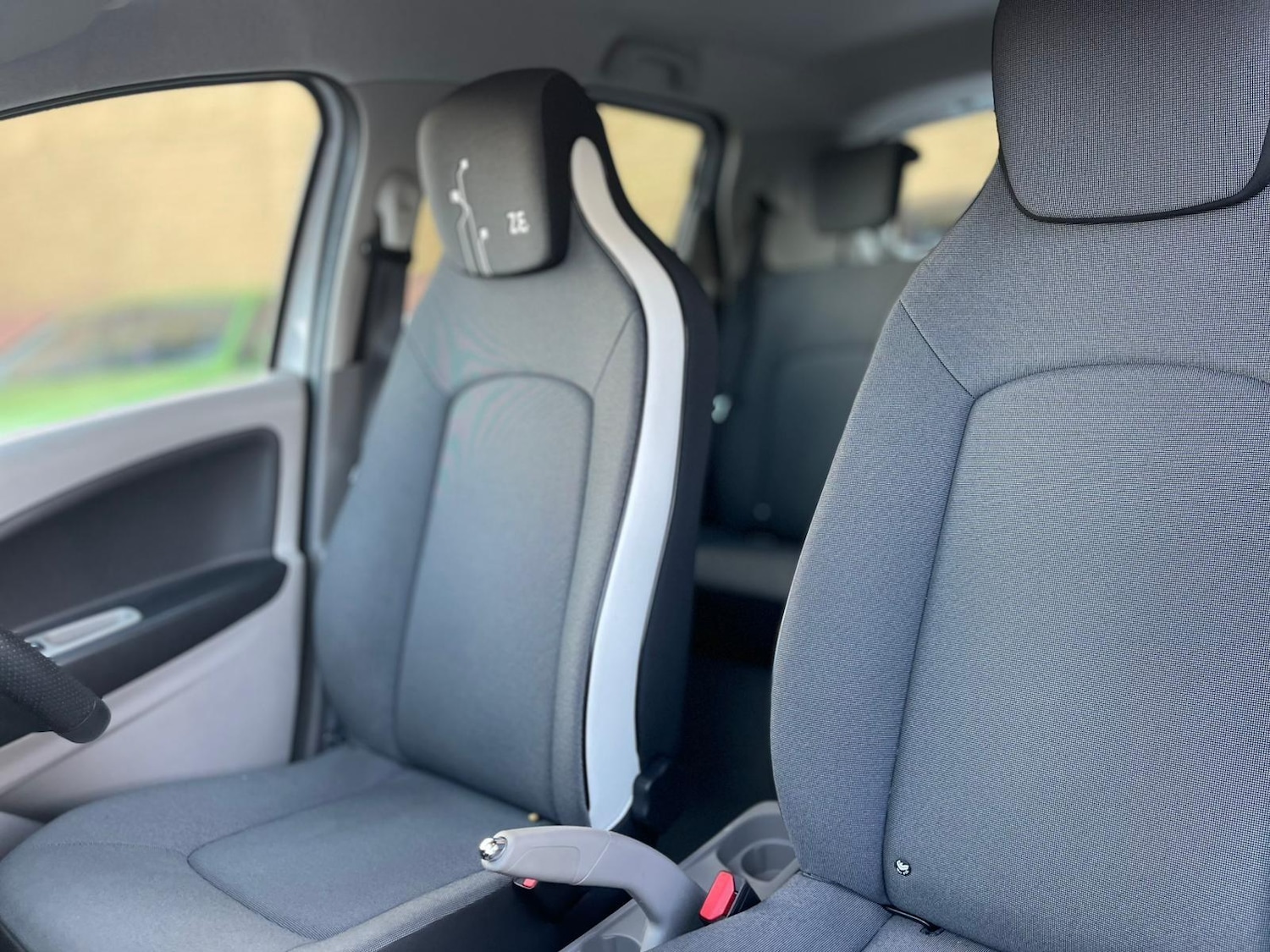 Used Renault Zoe for sale - 76952234: Photo 37